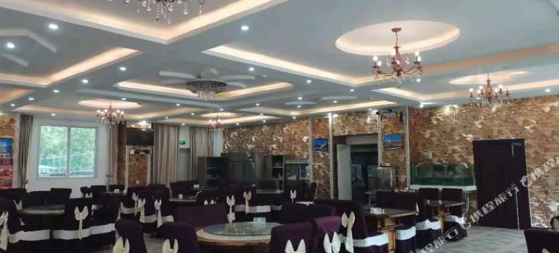 康定爱摄影主题酒店(新都桥店)图片