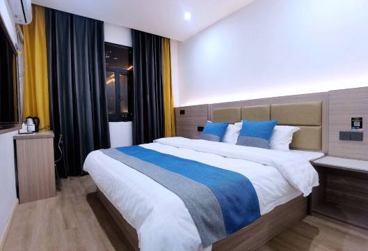 南昌现代宾馆(艾溪湖东地铁站店)