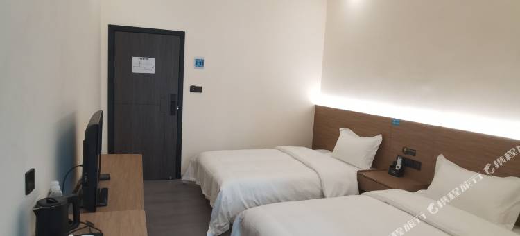 六库饭店客房部图片
