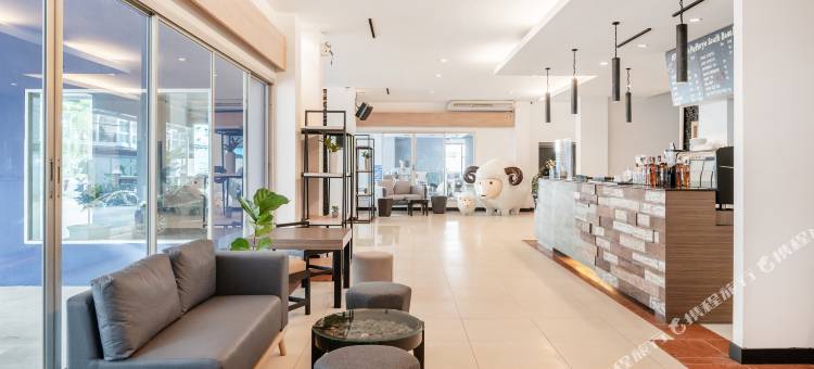 芭堤雅南海滩科科特尔酒店(Kokotel Pattaya South Beach)图片