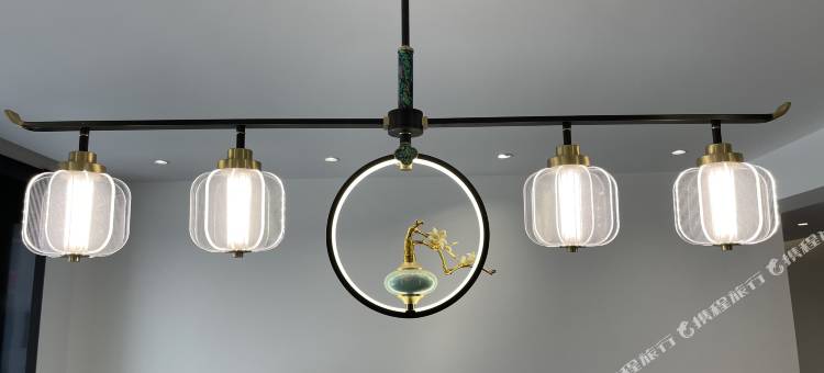 五台山花開見孺童·山居精舍图片