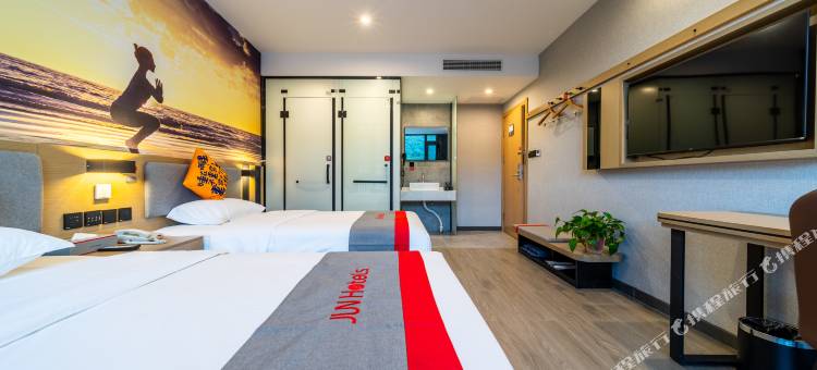 亚悦酒店(商洛柞水锦阳小区店)图片