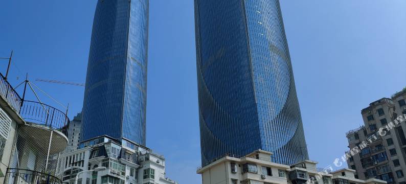 看天玺海景公寓(世茂双子塔店)图片