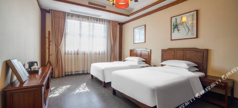 慈利县酒惜味古卫城庄园图片