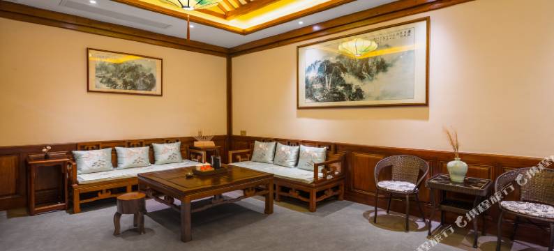 慈利县酒惜味古卫城庄园图片