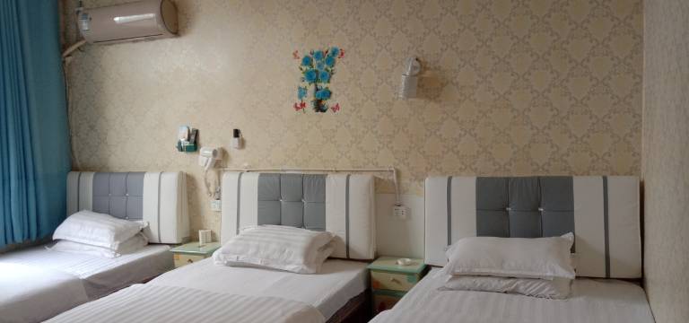 荣县锁江桥宾馆