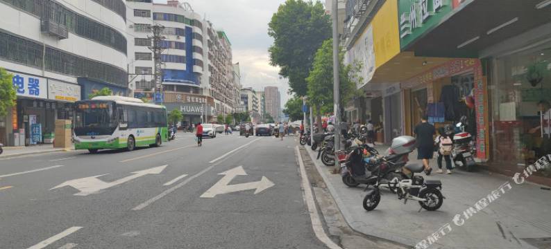 河源市鸿源公寓图片