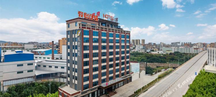 骏怡连锁酒店(潮州瓷都中学店)图片