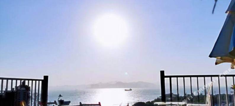 厦门茗宿山秋依山望海民宿图片