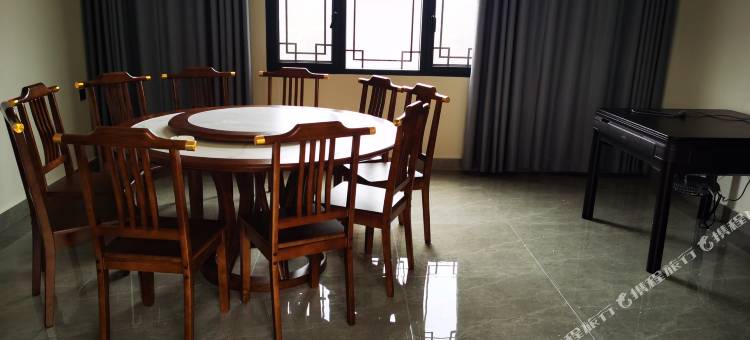 盘州乌蒙大草原云溪雅舍民宿图片