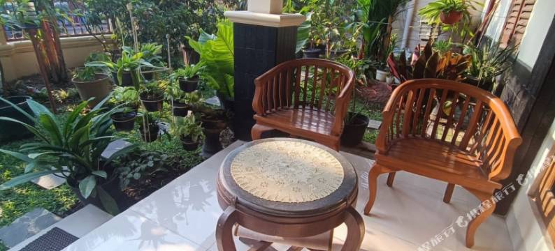 OYO 93269 Eyang 旅馆(OYO 93269 Eyang Kostel)图片
