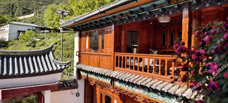 德钦总也楠舍民宿图片