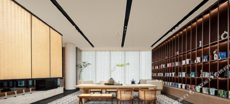 重庆光电园两江幸福广场亚朵酒店图片