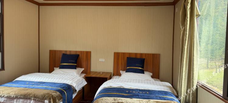 新龙措卡湖休闲山庄图片