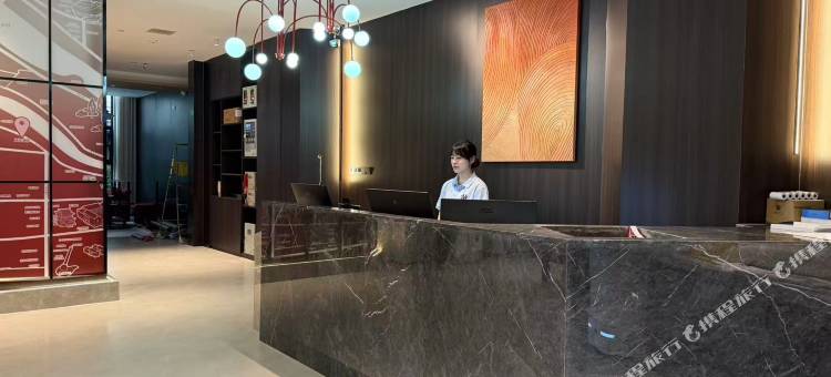 临沂柚子酒店(灯火兰山·新琅琊店)图片