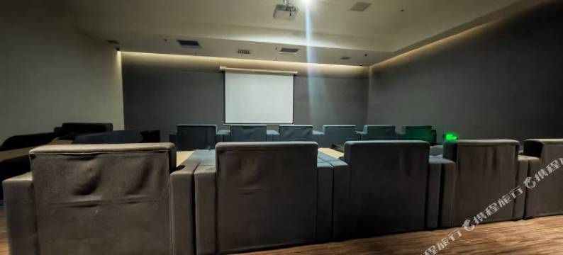 长春西站双丰地铁站亚朵酒店图片