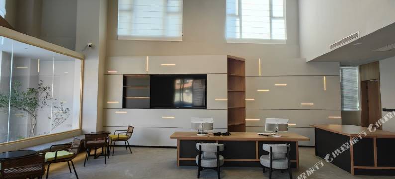 南岸·悦舍酒店(东山南门湾店)图片