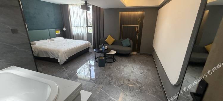 漫度文苑酒店(长沙大众传媒店)图片