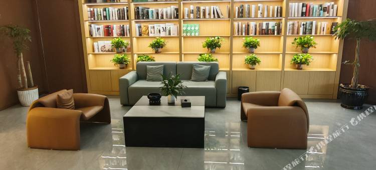 七十二候星荷酒店(普者黑风景区青龙山店)图片
