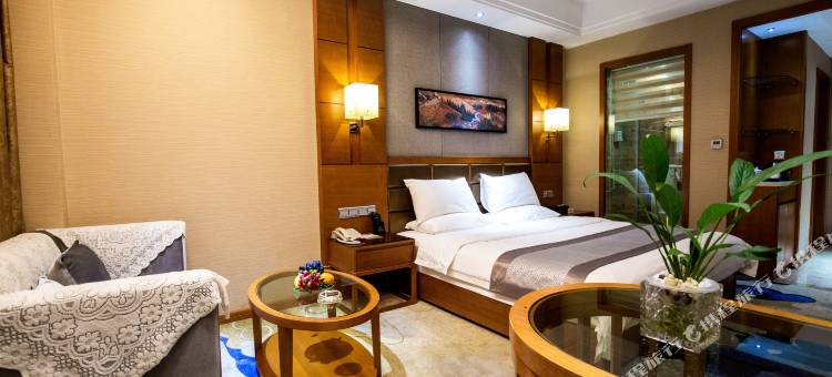 蒙自锦华大酒店(南湖公园红河体育馆店)图片