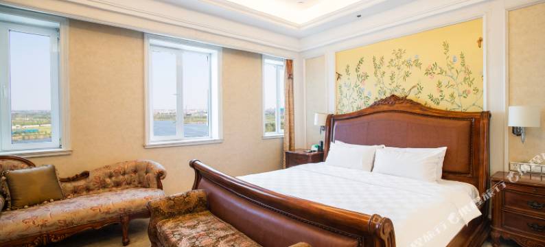 蓝海钧华大饭店(滨州白鹭湖湿地公园店)图片