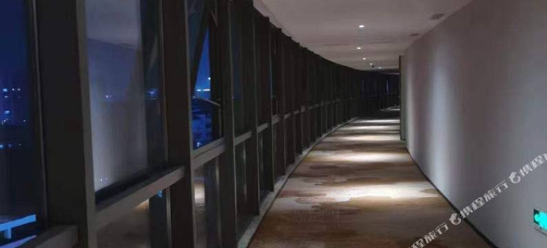 衢州国金滨江酒店图片