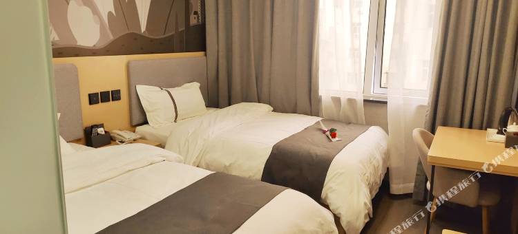 安澜精选酒店(香河新开街新时代家具城店)图片