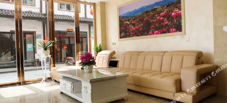 百里杜鹃桂龙大酒店图片