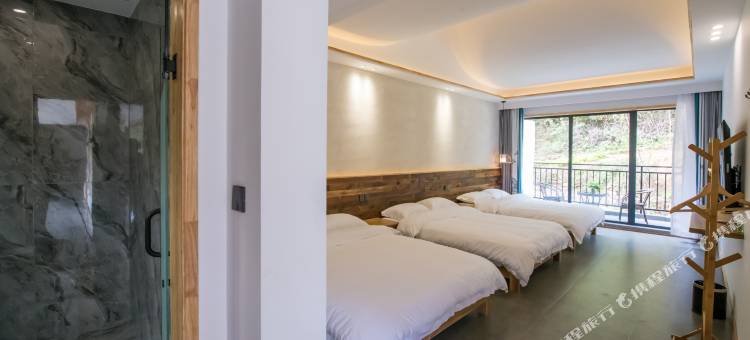 蔚蓝时光民宿(竹海野生动物园店)图片