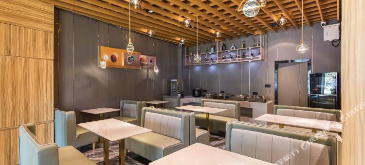 铂尔登酒店(深圳南山中心区南山地铁站店)图片