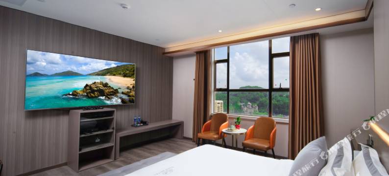 化州桐趣电影游戏主题酒店图片