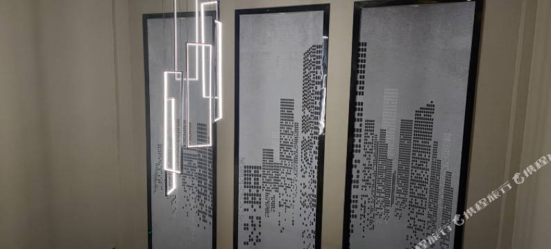 艾美佳轻奢酒店(南川万达广场店)图片