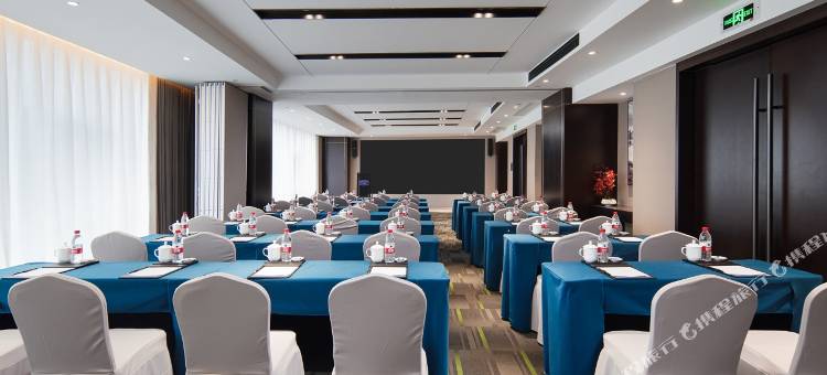 杭州桐庐富春江希尔顿欢朋酒店图片