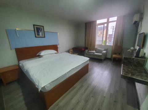 望湖商务宾馆(常熟沙家浜店)