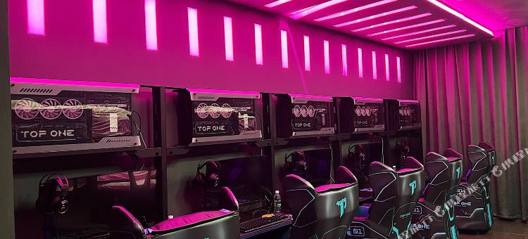 TOP ONE电竞酒店图片