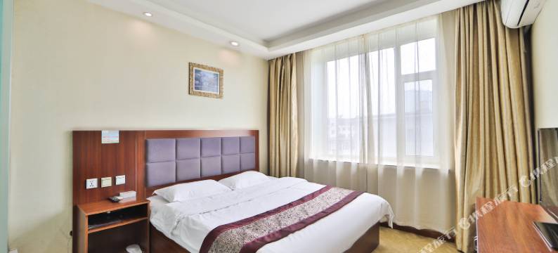 鑫立酒店(延吉延边大学西市场店)图片