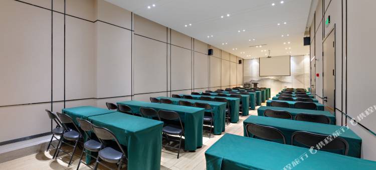 悦·半岛酒店(大雁塔西安科技大学地铁站店)图片