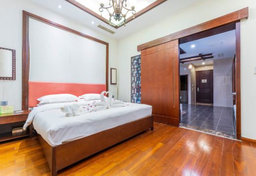 Longlin Hot Spring Resort Hotel Overview