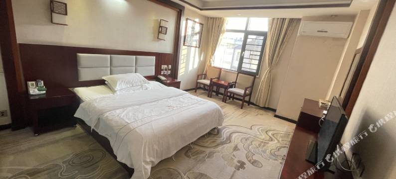 景东皇马酒店图片