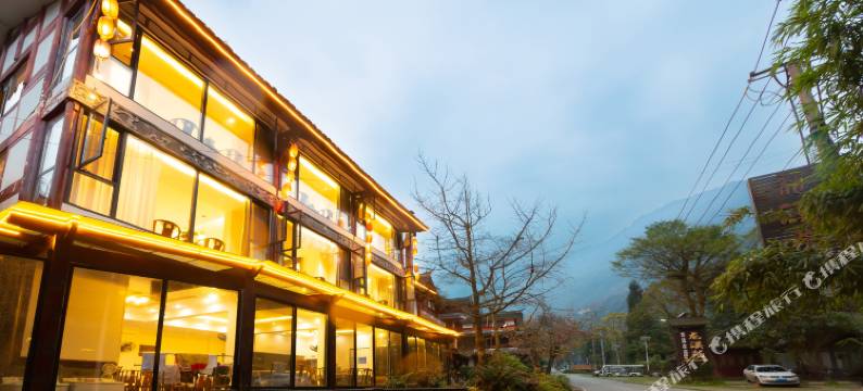 青城山龙溪苑客栈(泰安古镇五龙沟登山口店)图片