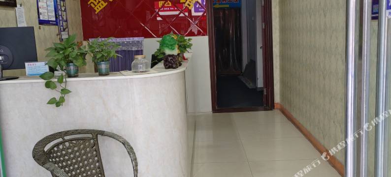 洛阳蓝天商务宾馆(北郊机场店)图片