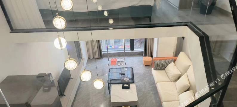 斯宇·轻奢LOFT公寓(力高雍湖国际店)图片