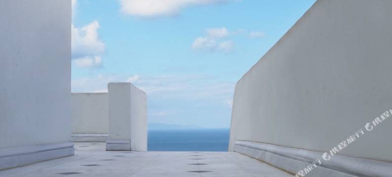 棕榈石费尼基亚圣托里尼(The Palm Rock, Finikia Santorini)图片