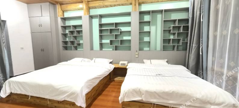 司莫拉佤族果果旅馆(腾冲驼峰机场店)图片