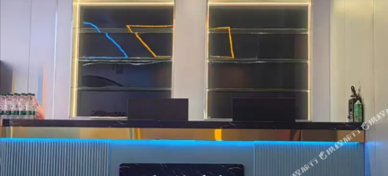 万恒电竞酒店图片