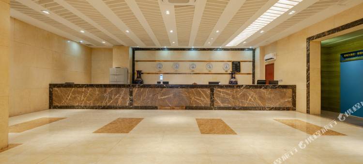 朋至青苑酒店图片