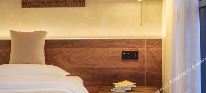 建水燕栖堂私人庭院客栈(朝阳楼古城小火车店)图片