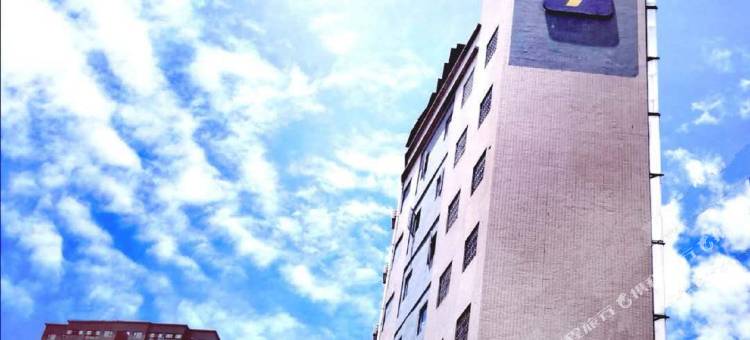 7天优品酒店(贵阳三桥北路改茶路地铁站店)图片