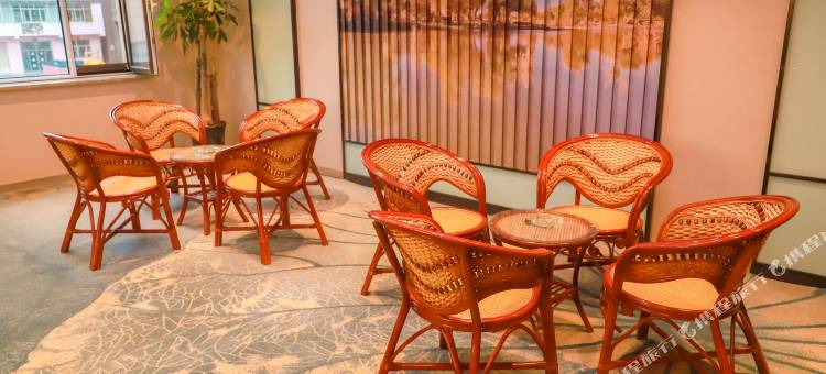 卓资瑞泰酒店图片