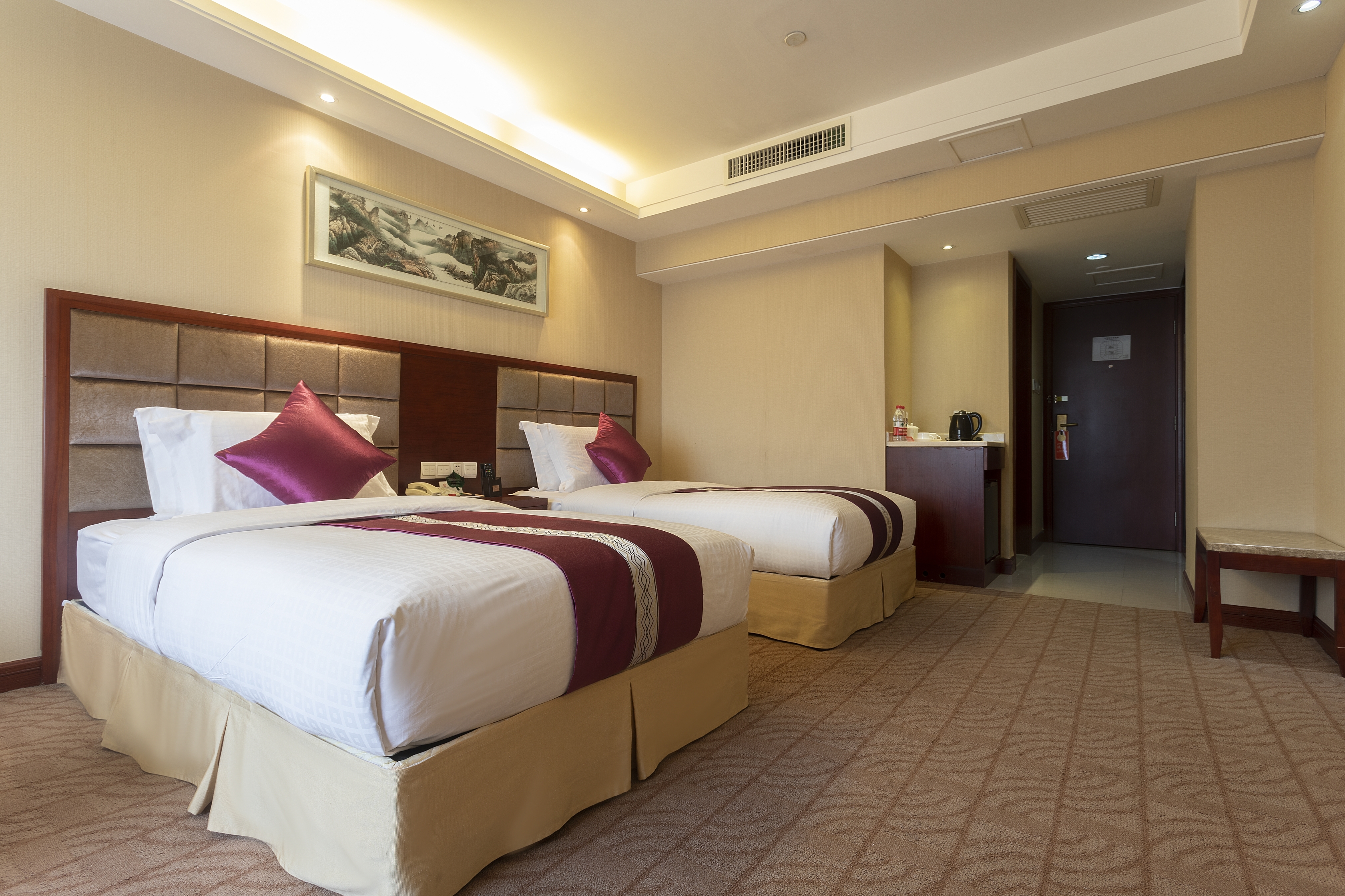 Huatian HotelOver view